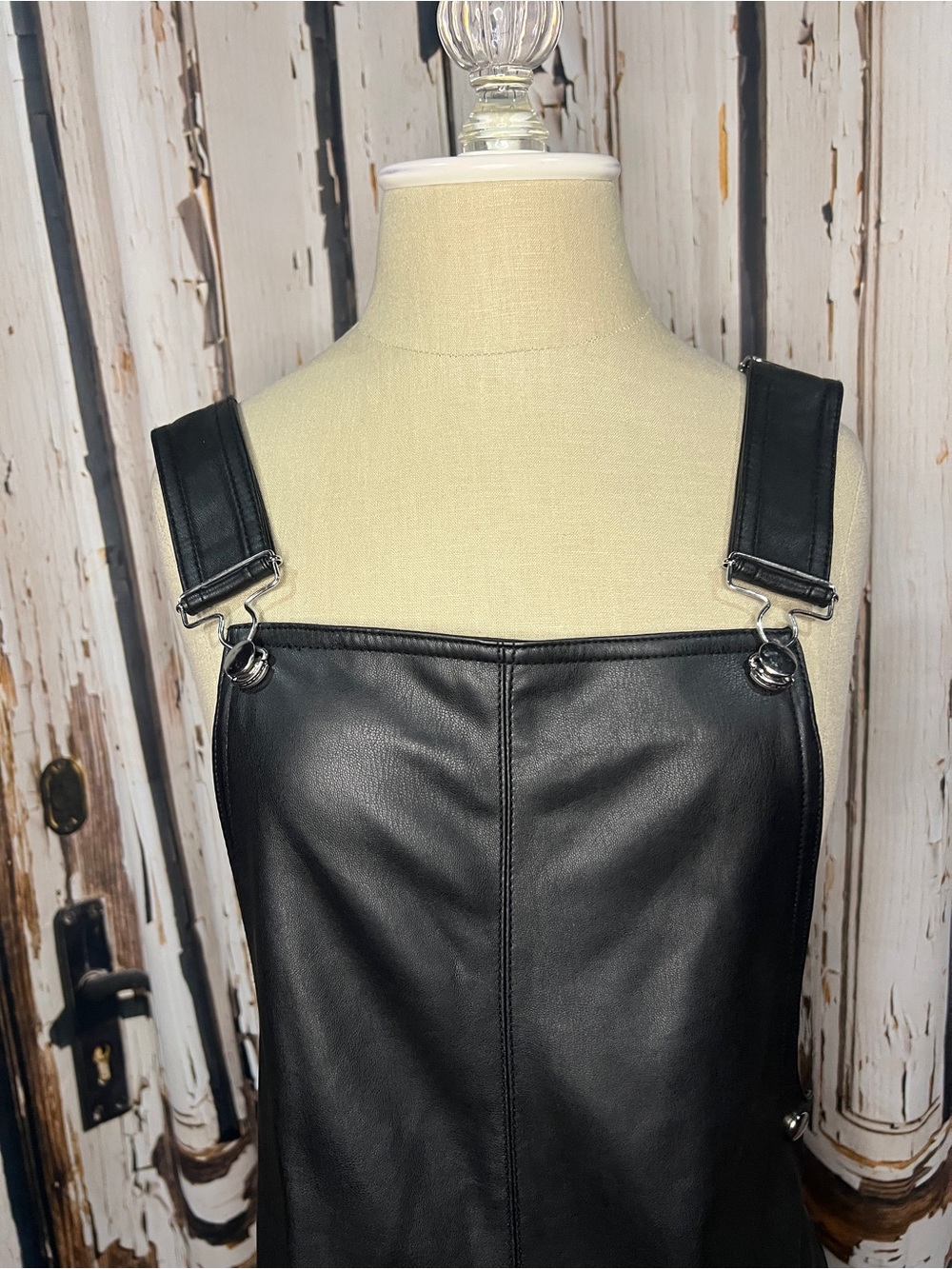 Forever 21 Black Faux Leather Pinafore with Buckle Straps - Picture 2 of 7